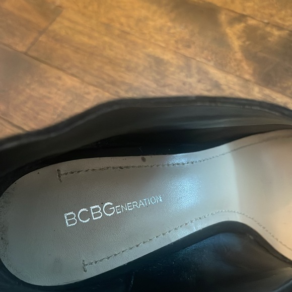 BCBG pumps - Picture 8 of 8